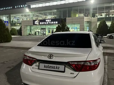 Toyota Camry 2015 года за 9 500 000 тг. в Жанаозен