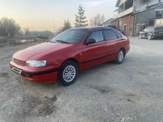 Toyota Carina E