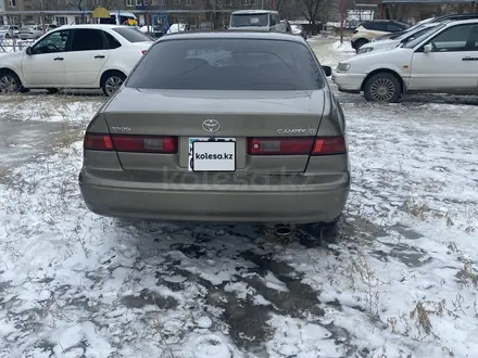 Toyota Camry 1999 года за 3 000 000 тг. в Уральск – фото 4