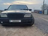 Mercedes-Benz C 180 1993 годаүшін900 000 тг. в Актобе – фото 4