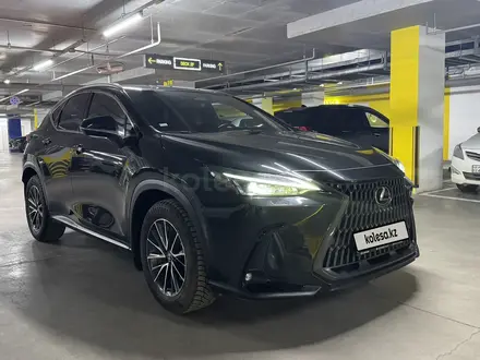 Lexus NX 250 2022 года за 28 000 000 тг. в Астана – фото 2