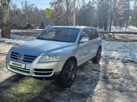 Volkswagen Touareg 2005 года за 6 000 000 тг. в Алматы – фото 4