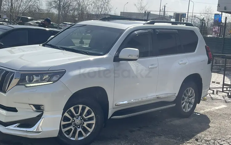 Toyota Land Cruiser Prado 2018 годаfor28 800 000 тг. в Алматы