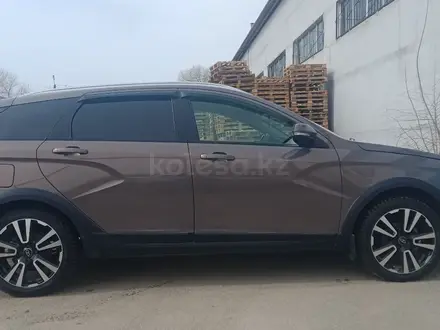 ВАЗ (Lada) Vesta SW Cross 2018 года за 6 200 000 тг. в Актобе – фото 3