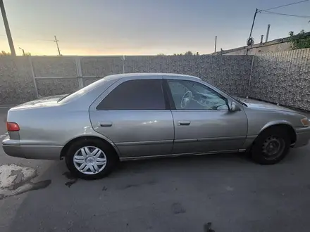 Toyota Camry 2000 года за 2 800 000 тг. в Павлодар – фото 4