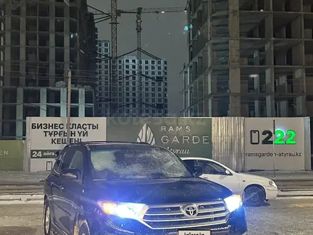 Toyota Highlander 2012 года за 9 500 000 тг. в Атырау – фото 2