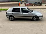 Volkswagen Golf 1994 года за 1 200 000 тг. в Астана – фото 2