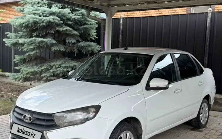 ВАЗ (Lada) Granta 2190 2018 года за 3 100 000 тг. в Алматы