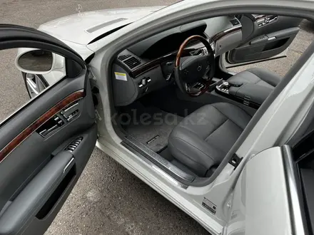 Mercedes-Benz S 500 2007 года за 10 900 000 тг. в Алматы – фото 19