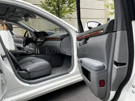 Mercedes-Benz S 500 2007 года за 10 900 000 тг. в Алматы – фото 23