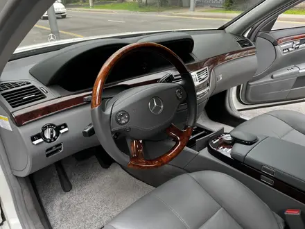 Mercedes-Benz S 500 2007 года за 10 900 000 тг. в Алматы – фото 26