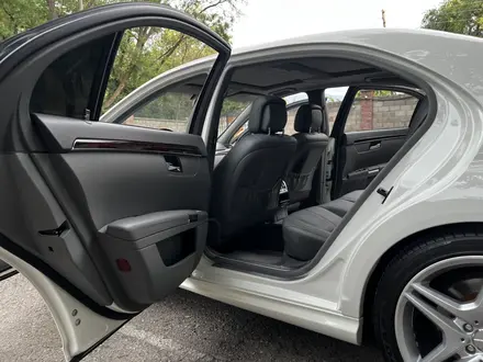 Mercedes-Benz S 500 2007 года за 10 900 000 тг. в Алматы – фото 34