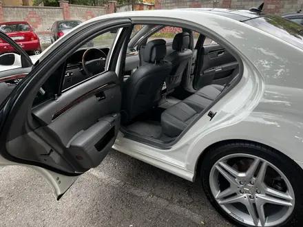 Mercedes-Benz S 500 2007 года за 10 900 000 тг. в Алматы – фото 36