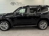 Toyota Land Cruiser Luxe 2025 года за 55 500 000 тг. в Астана – фото 3