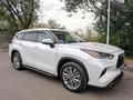 Toyota Highlander 2024 годаүшін35 500 000 тг. в Алматы