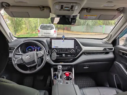 Toyota Highlander 2024 года за 35 500 000 тг. в Алматы – фото 13