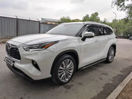 Toyota Highlander 2024 года за 35 500 000 тг. в Алматы – фото 2