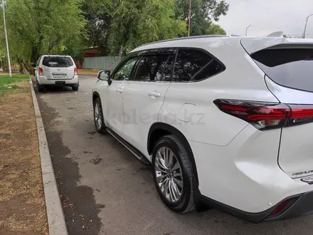 Toyota Highlander 2024 года за 35 500 000 тг. в Алматы – фото 4