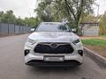 Toyota Highlander 2024 годаүшін35 500 000 тг. в Алматы – фото 5