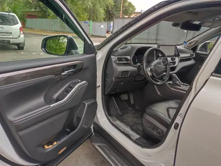 Toyota Highlander 2024 года за 35 500 000 тг. в Алматы – фото 7