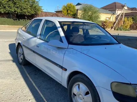 Opel Vectra 1997 года за 1 350 000 тг. в Кызылорда – фото 2