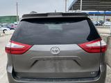 Toyota Sienna 2018 года за 14 300 000 тг. в Алматы – фото 3