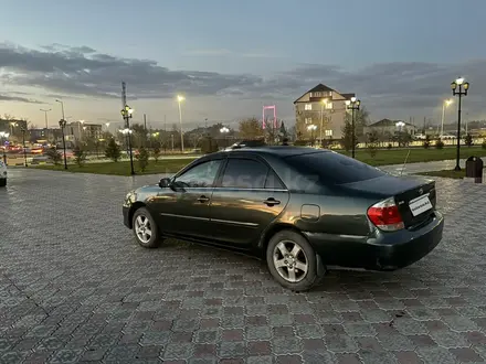 Toyota Camry 2005 года за 5 500 000 тг. в Семей – фото 2