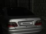 Mercedes-Benz CLK 320 1998 годаүшін3 800 000 тг. в Алматы – фото 5