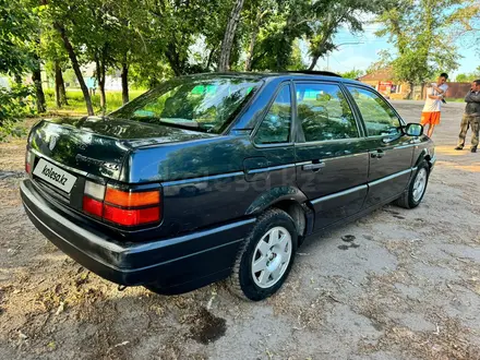 Volkswagen Passat 1993 года за 1 500 000 тг. в Караганда – фото 21