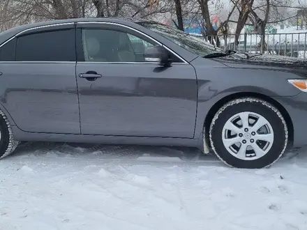 Toyota Camry 2010 года за 8 600 000 тг. в Актобе – фото 7