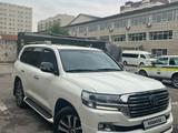 Toyota Land Cruiser 2018 года за 36 500 000 тг. в Алматы – фото 3