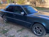 Mercedes-Benz E 280 1994 годаfor1 100 000 тг. в Жезказган – фото 2