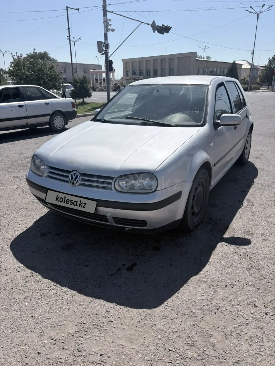 Volkswagen Golf, 2003