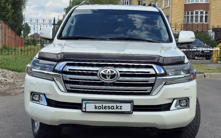 Toyota Land Cruiser 2016 годаfor31 000 000 тг. в Астана