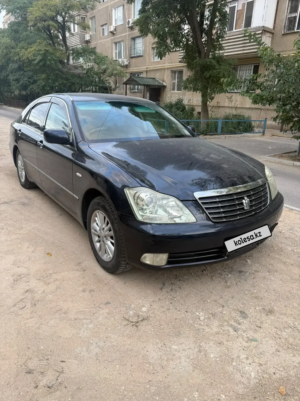 Toyota Crown, 2005