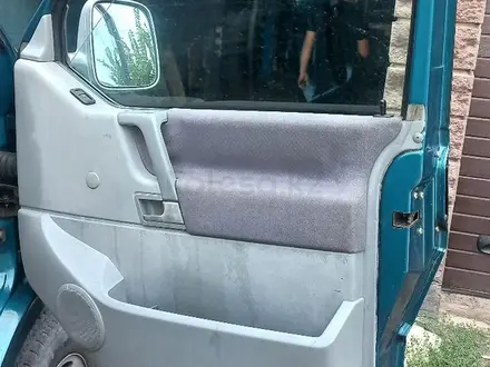 Volkswagen Transporter 1994 года за 3 000 000 тг. в Астана – фото 2