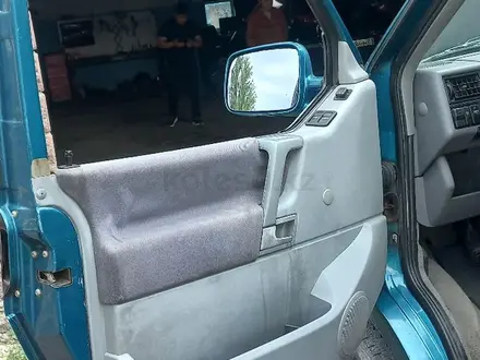 Volkswagen Transporter 1994 года за 3 000 000 тг. в Астана – фото 4