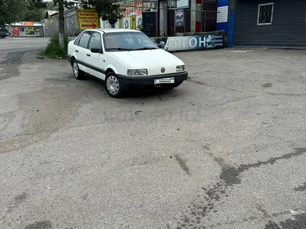 Volkswagen Passat 1991 года за 1 000 000 тг. в Алматы – фото 2