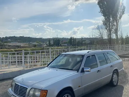 Mercedes-Benz E 200 1994 года за 2 200 000 тг. в Шымкент – фото 2