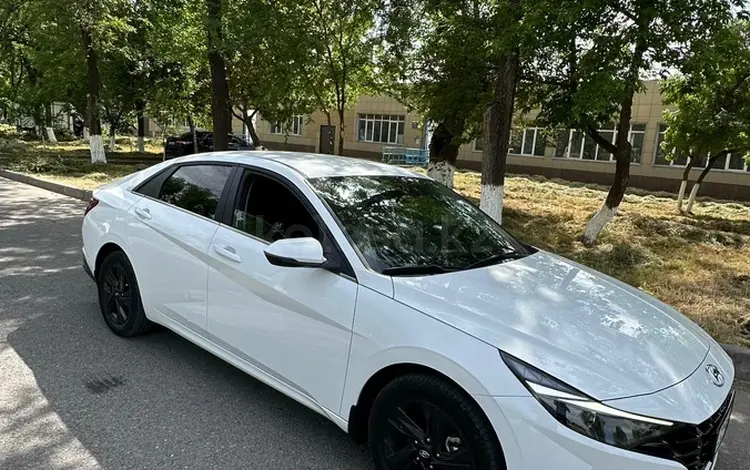 Hyundai Elantra 2022 года за 10 500 000 тг. в Шымкент