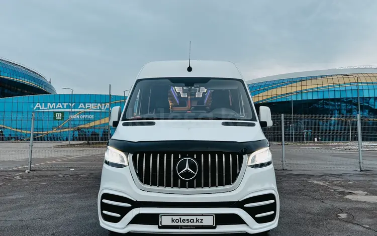 Mercedes-Benz Sprinter 2019 года за 32 000 000 тг. в Алматы
