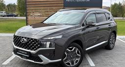 Hyundai Santa Fe 2021 годаүшін14 750 000 тг. в Астана
