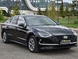 Hyundai Sonata БЕЗ ВОДИТЕЛЯ в Караганда