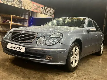 Mercedes-Benz E 320 2002 года за 5 500 000 тг. в Сарыагаш – фото 4