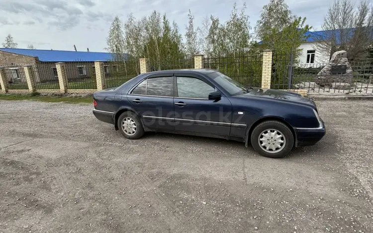 Mercedes-Benz E 200 1998 годаfor3 000 000 тг. в Павлодар