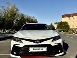 Toyota Camry 2021 года за 13 300 000 тг. в Кызылорда – фото 2