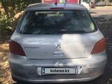 Peugeot 307 2005 года за 1 500 000 тг. в Алматы – фото 4