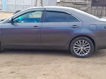 Toyota Camry 2006 года за 4 600 000 тг. в Актобе – фото 2