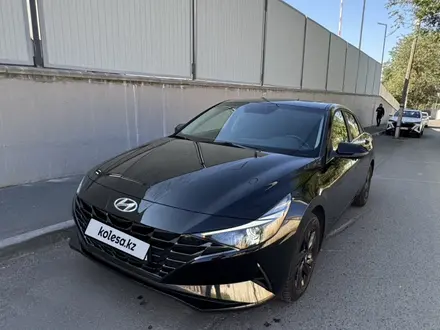 Hyundai Elantra 2023 года за 9 200 000 тг. в Алматы