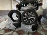 Диски с шинами Lexus rx 300 за 800 000 тг. в Шымкент